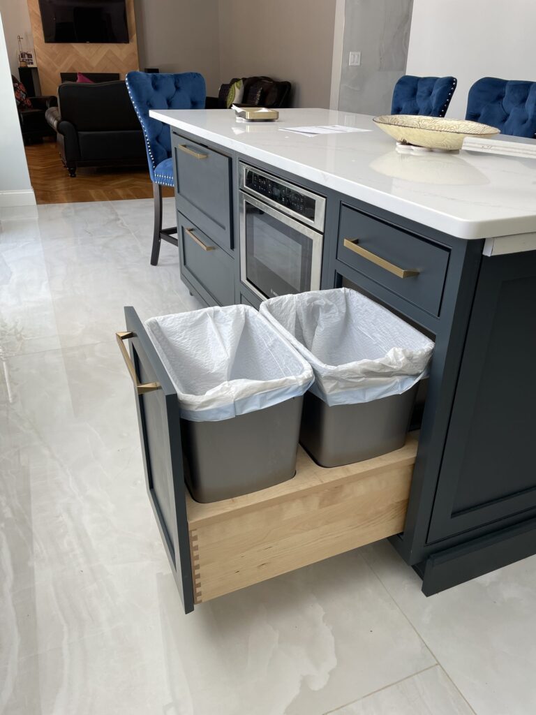 Canton Cambria Omega Inset Kitchen Experience – photo 9 of 28