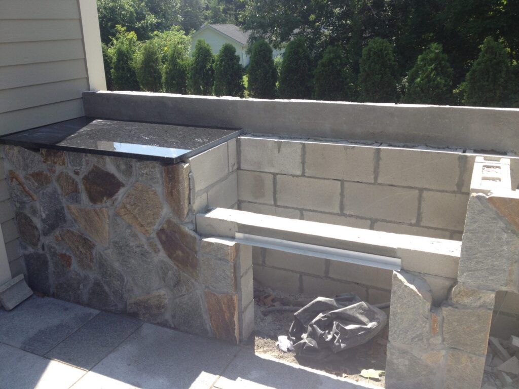 Canton Outdoor Kitchen – photo 4 of 5