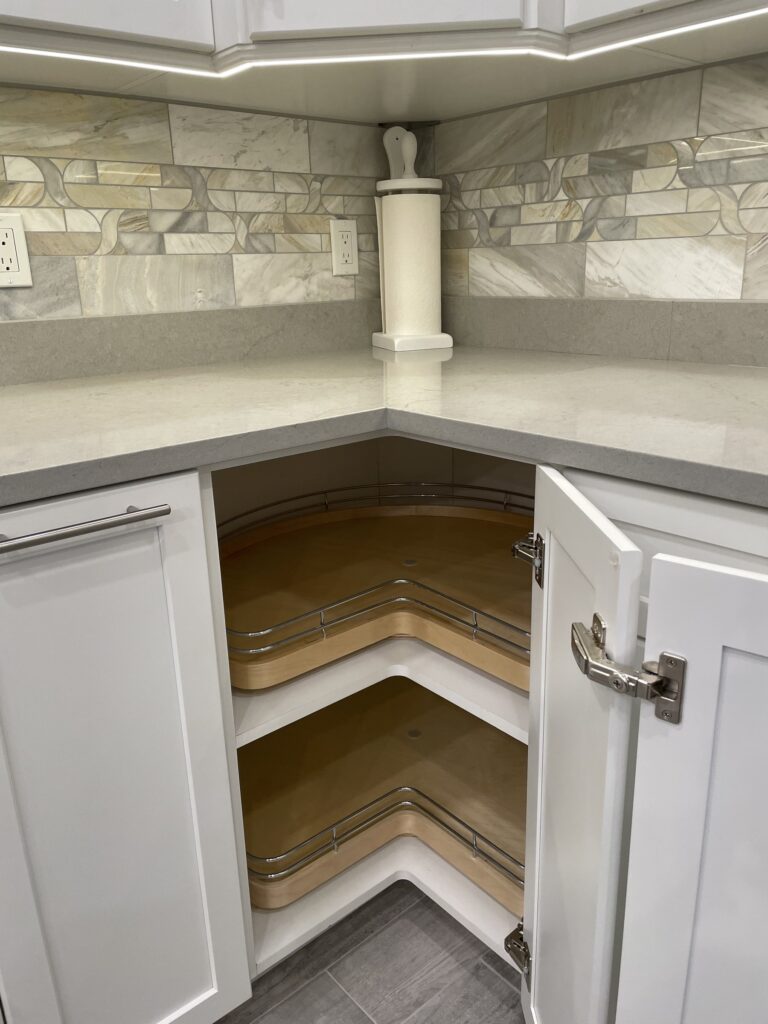 Sharon Kitchen 2 – photo 8 of 17