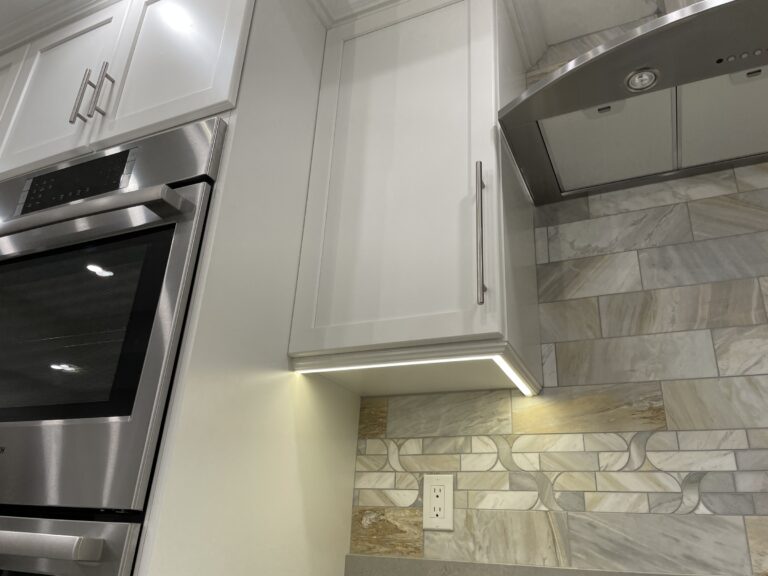Sharon Kitchen 2 – photo 10 of 17