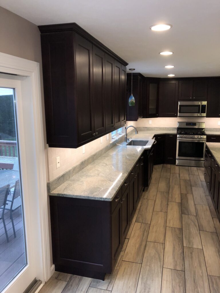 Sharon Kitchen and Vanities – photo 3 of 35