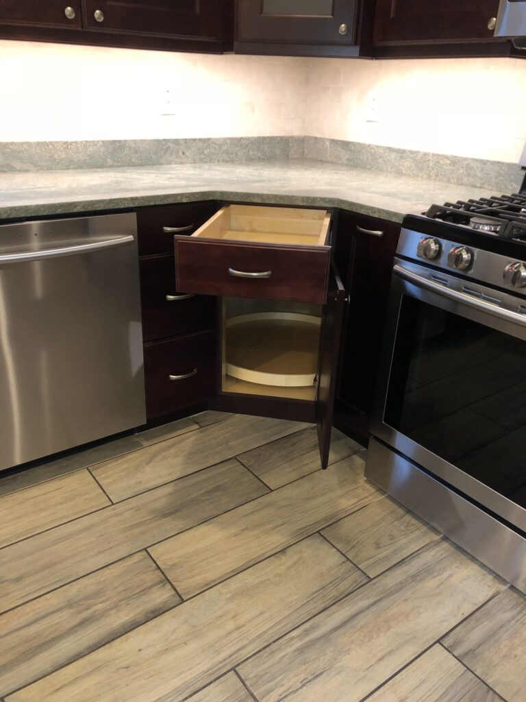 Sharon Kitchen and Vanities – photo 15 of 35