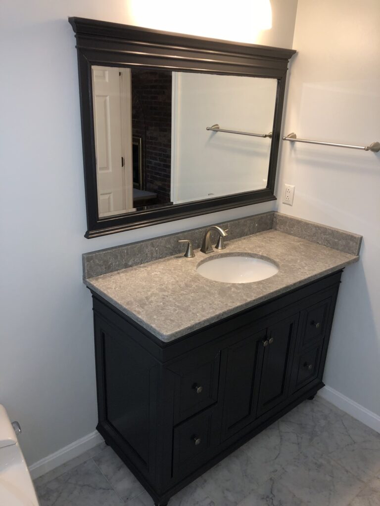 Sharon Kitchen and Vanities – photo 22 of 35