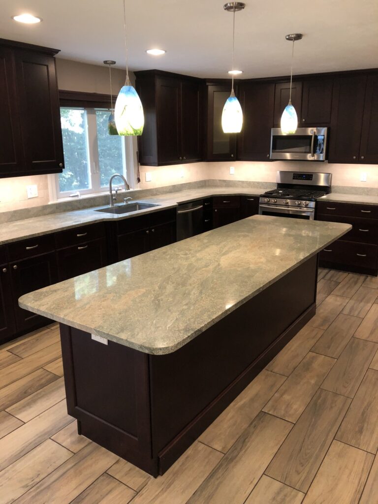 Sharon Kitchen and Vanities – photo 26 of 35