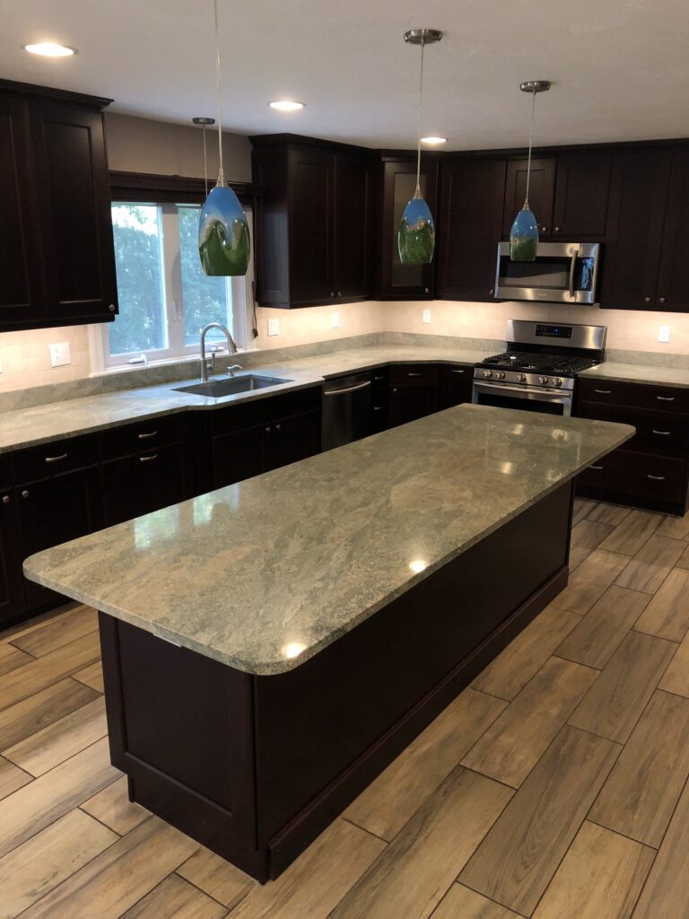 Sharon Kitchen and Vanities – photo 28 of 35