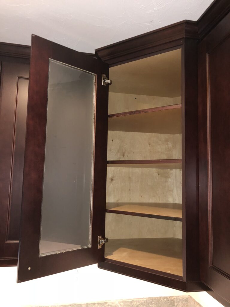 Sharon Kitchen and Vanities – photo 29 of 35