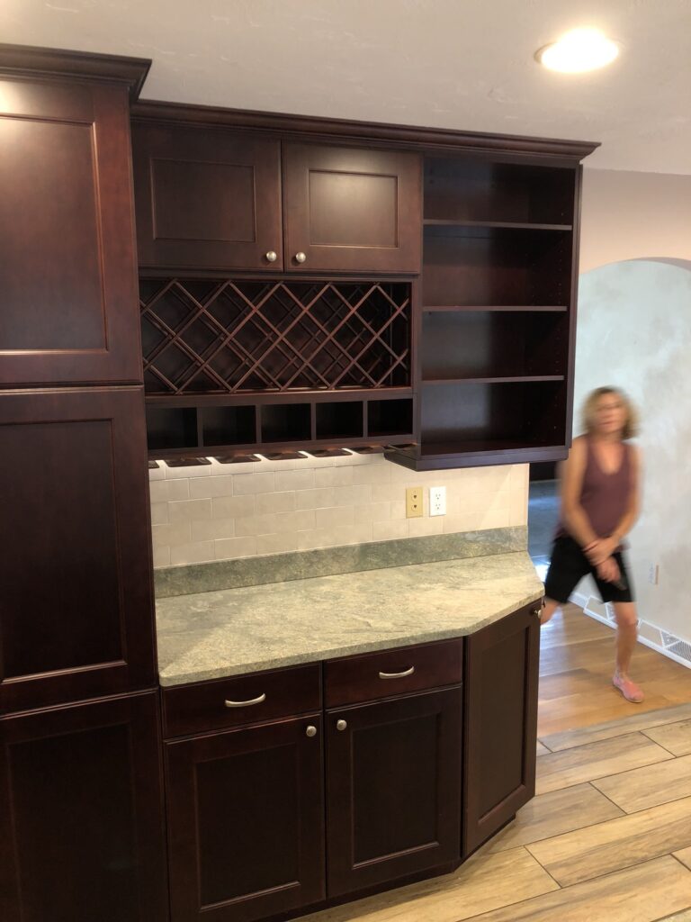 Sharon Kitchen and Vanities – photo 34 of 35