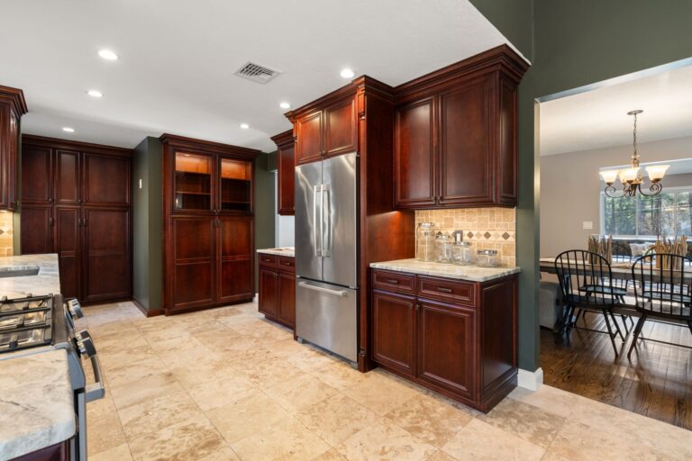 Sharon Kitchen Renovation – photo 1 of 7