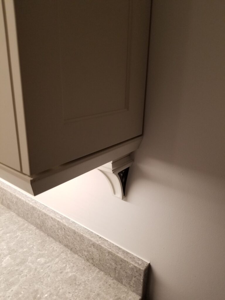 Sharon Tri-Level Kitchen – photo 21 of 32