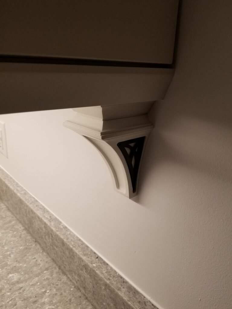 Sharon Tri-Level Kitchen – photo 22 of 32