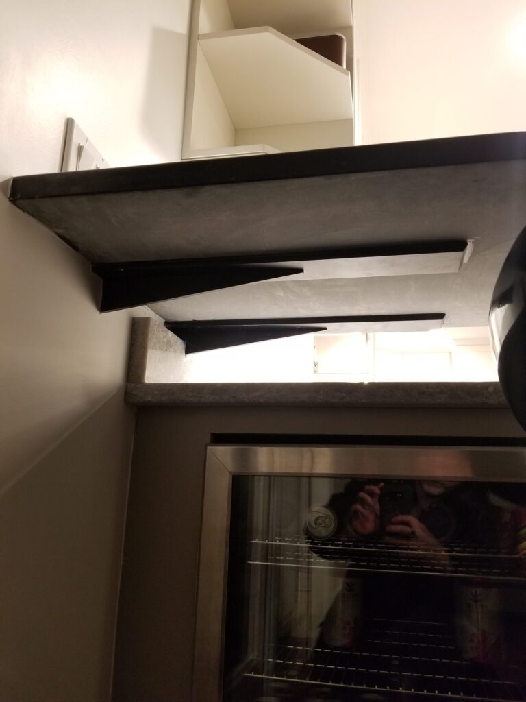 Sharon Tri-Level Kitchen – photo 27 of 32