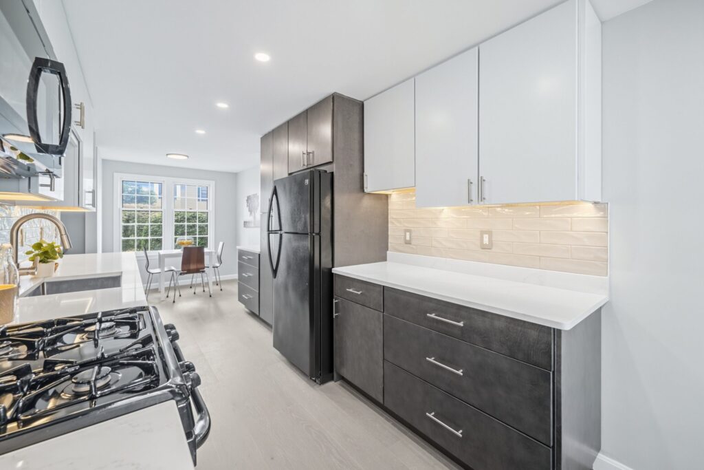 Tewksbury Townhouse Kitchen – photo 6 of 10