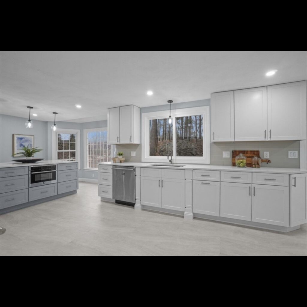 Walpole Colonial Kitchen – photo 4 of 5