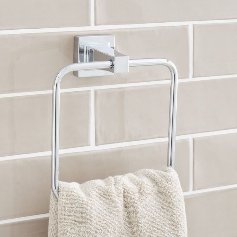 Rigi Towel Ring
