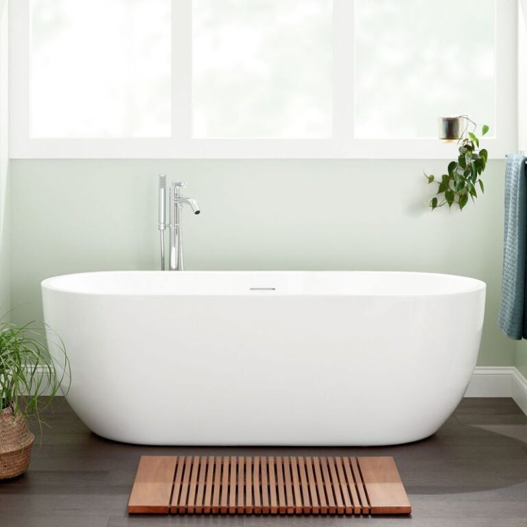 65" Boyce Acrylic Tub with Foam
