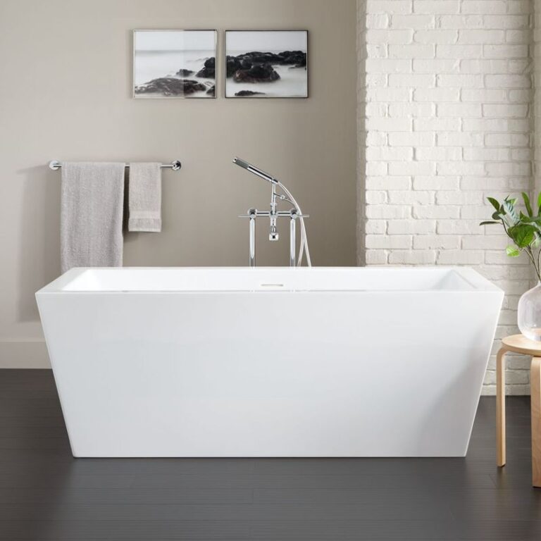67" Eaton Acrylic Freestanding Tub with Foam