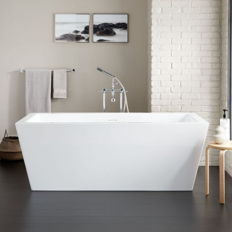 71" Eaton Acrylic Freestanding Tub with Foam