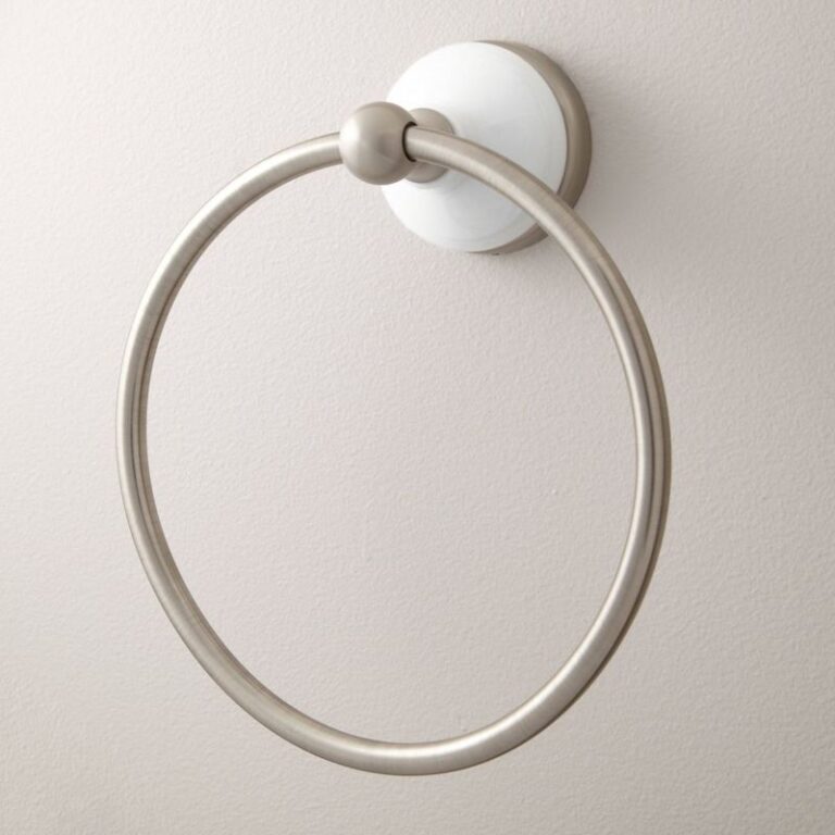 Houston Towel Ring