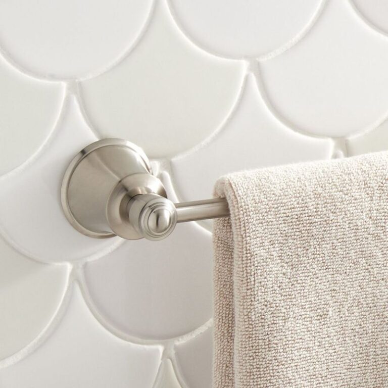 24" Cooper Towel Bar