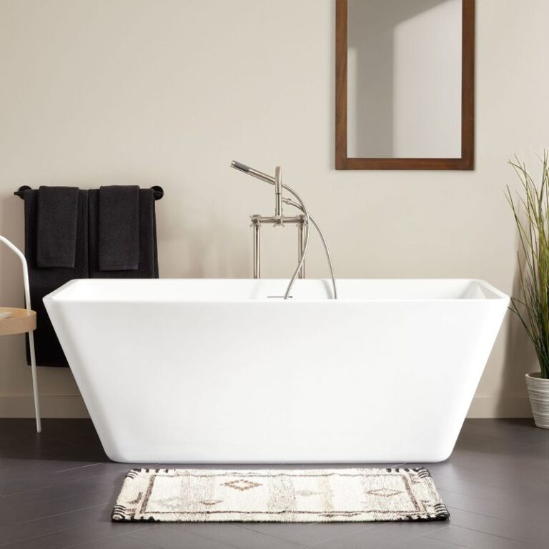 65" Laxson Acrylic Freestanding Tub