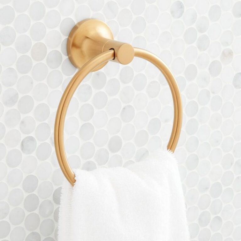 Lentz Towel Ring