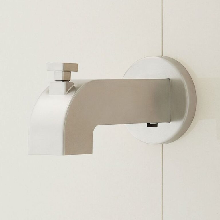 Drea Tub Spout with Diverter