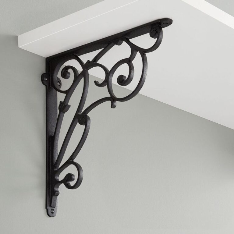 Lienna Scrollwork Cast Iron Shelf Bracket